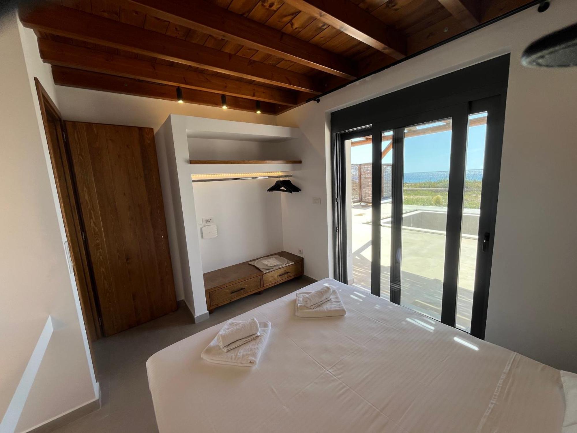 Cato Agro 3, Seafront Villa With Private Pool Кипос-Афиарти Экстерьер фото